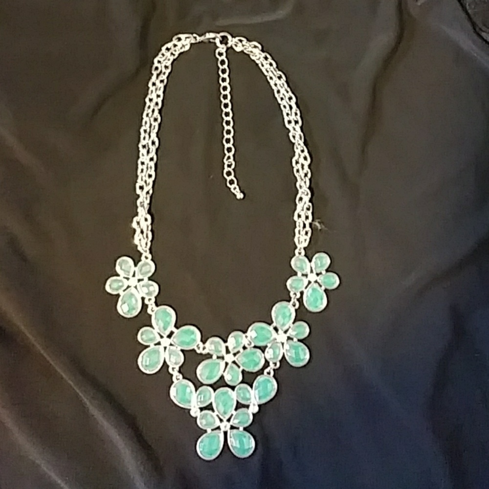 Flower statement necklace